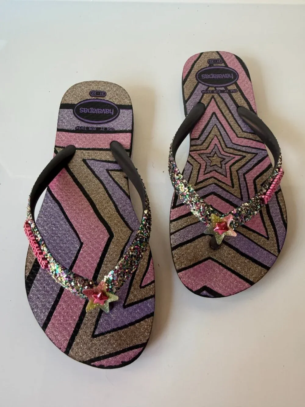 NWOT Girls Havianas Glitter Flip Flops